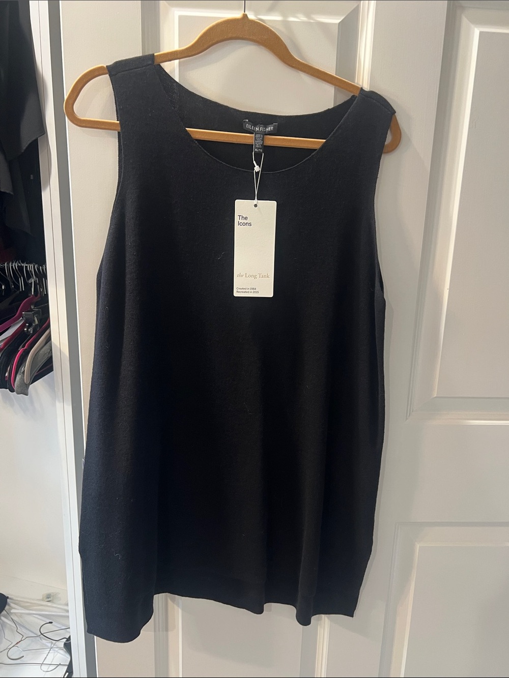 EILEEN FISHER Black Sleeveless Long Tank Topy